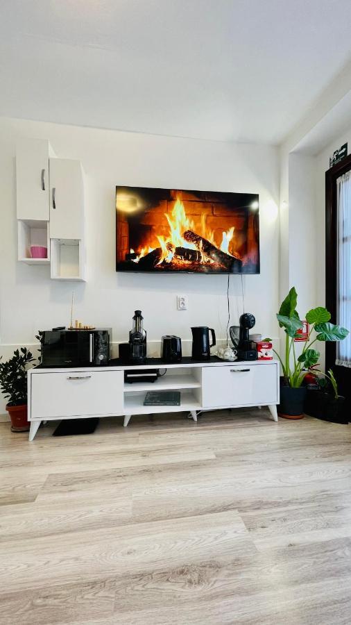 Leto House Apartment Targu Jiu Exterior photo