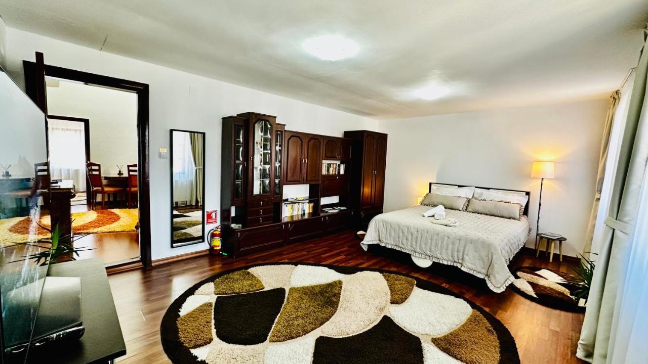 Leto House Apartment Targu Jiu Exterior photo