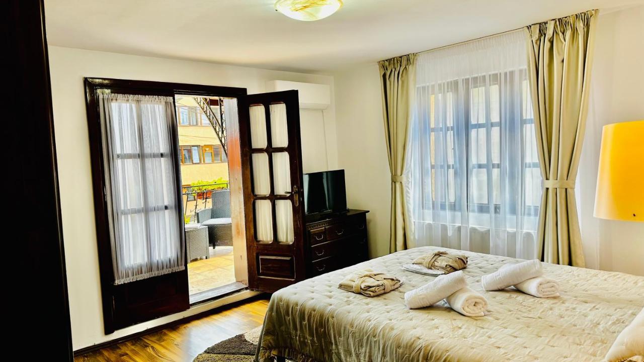 Leto House Apartment Targu Jiu Exterior photo